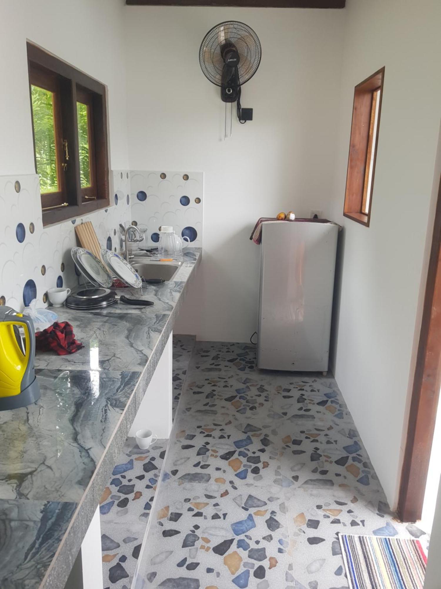 Methusha Holiday House Mirissa Bagian luar foto