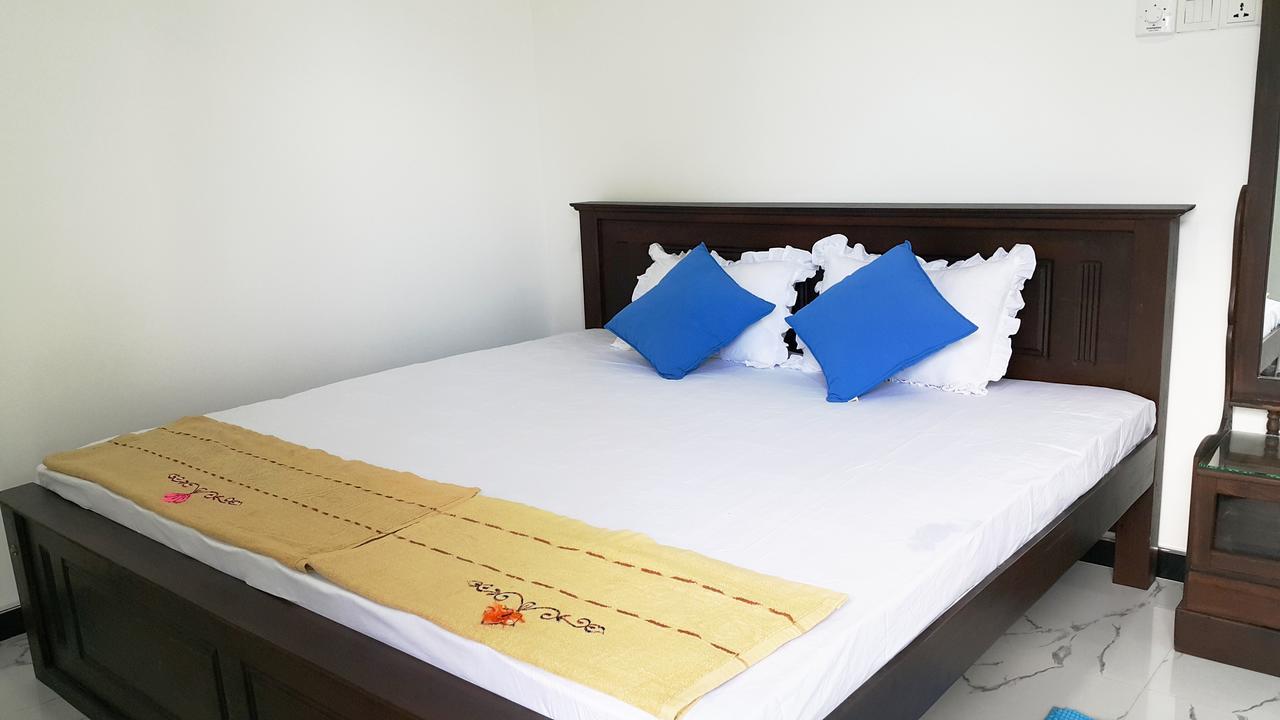 Methusha Holiday House Mirissa Bagian luar foto