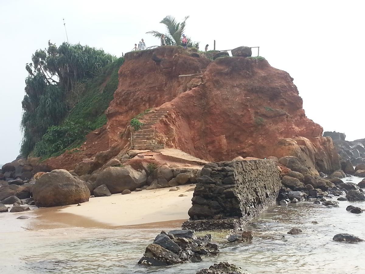 Methusha Holiday House Mirissa Bagian luar foto